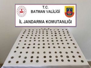 Batman’da 135 tarihi sikke ele geçirildi