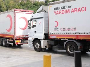 Kızılay'a yapılan en az yüz tır yardımı pazarda sattılar