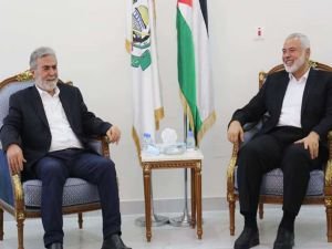 HAMAS lideri Heniyye İslami Cihad Hareketi Genel Sekreteri Nehhale ile görüştü