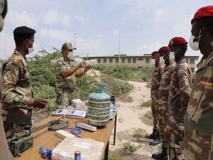 Somali ordusuna mayın farkındalık eğitimi verildi