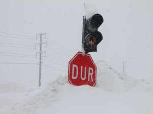 Meteoroloji'den 5 il için kuvvetli kar yağışı ve çığ uyarısı