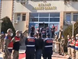 Uyuşturucu operasyonunda gözaltına alınan 9 şüpheli tutuklandı