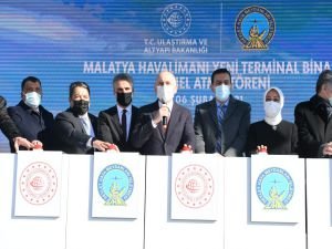 Bakan Karaismailoğlu: Yıllık yolcu kapasitesini 2,5 Milyon yolcuya çıkaracağız