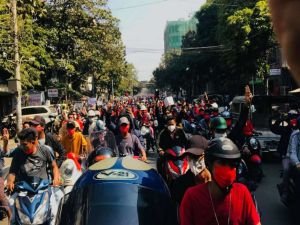 Facebook Myanmar ordusunun ana sayfasını kapattı