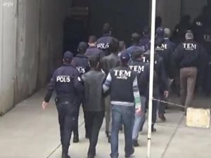 15 PKK zanlısı tutuklandı