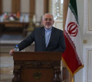 Zarif: ABD'nin iç mahkeme kararları hukuk düzenini tehdit ediyor