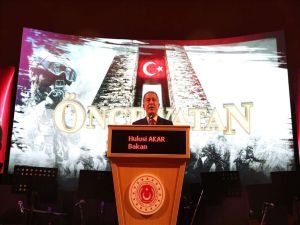 Bakan Akar: Haklı davalarında Libyalı kardeşlerimizle beraberiz