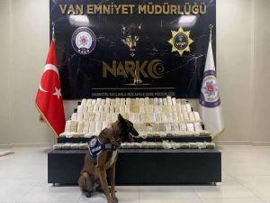 Van'da 104 kilogram uyuşturucu ele geçirildi