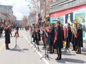 Van'ın düşman işgalinden kurtuluşunun yıl dönümü kutlandı