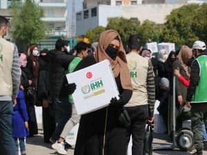 Şanlıurfa'da Ramazan ayı öncesi bin 50 aileye gıda yardımında bulunuldu