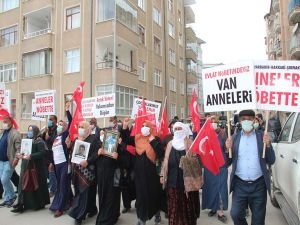 Annelerin Van'da başlattığı eylem devam ediyor