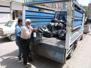 Bismil Kanaat Önderleri Derneğinden 380 aileye gıda yardımı