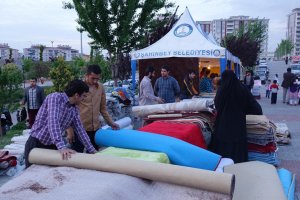 İhlas Der'den fakir öğrenciler yararına kermes