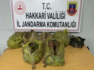 Hakkâri'de 50 kilogram esrar ele geçirildi