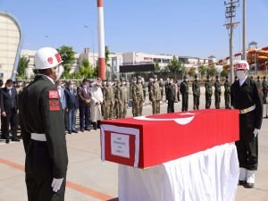 Kaza kurşunuyla vefat eden asker için tören düzenlendi