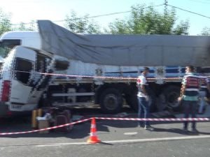 Elazığ-Bingöl karayolunda feci kaza: 3 ölü, 10 yaralı