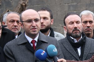 Kocaeli Belediyesi'nden Sur'a üç tır yardım
