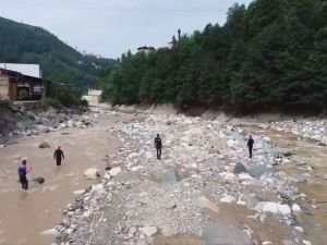 Rize'deki 12 gün önce sel ve heyelanda kaybolan 2 kişi hâlâ aranıyor