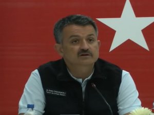 Bekir Pakdemirli: "2 ilde 6 noktada orman yangını devam ediyor"