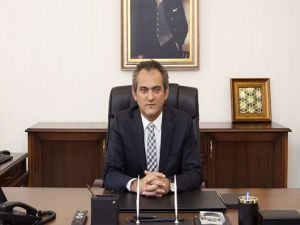 Bakan Özer: "198 derslikte yüz yüze eğitime ara verildi"