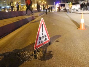 Şanlıurfa'da tarım işçilerini taşıyan minibüs devrildi: 9 yaralı