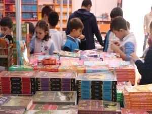 Bakanlıktan çocuklar için "Güvenli Kitap" listesi