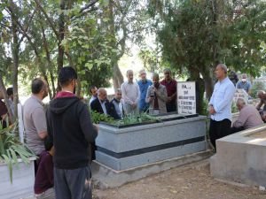 Şehid Öğretmen Abdulvahap Yersiz Hoca kabri başında yad edildi