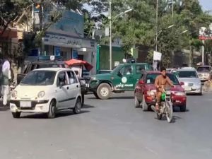 Afganistan'da uyuşturucuyla mücadele kapsamında araçlarda cam filmi yasaklandı