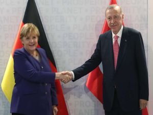 Cumhurbaşkanı Erdoğan Almanya Başbakanı Merkel ile bir araya geldi