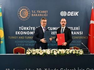 Bakan Muş, Kazak mevkidaşı Sultanov ile bir araya geldi