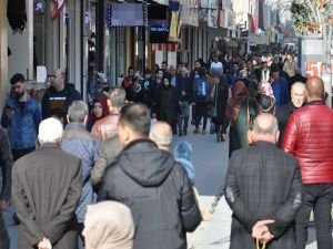 Halktan hükümete çağrı: İslam’ın değer ve kutsalları anayasa ile güvence altına alınmalı