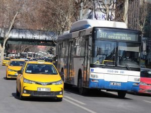 Sürücülerden akaryakıt zamlarına tepki