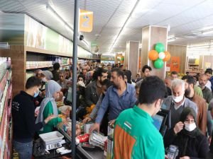 Mardin'de açılan Türkiye Tarım Kredi Kooperatif Market yoğun ilgi gördü