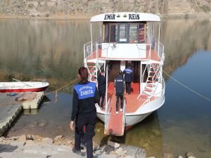 Eğil'de fosil yakıtlı tekne taşımacılığı sonlandırıldı