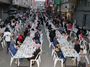 Camide yapılan çalışmalar semeresini verdi: Sanayide bin 500 kişiye iftar verildi