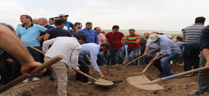 PKK'nın katlettiği köylüler defnedildi