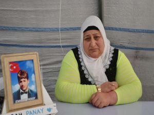 Evlat nöbeti tutan anne: 10 yıldır oğluma hasretim