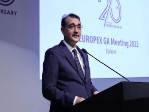 Bakan Dönmez'den Karadeniz gazına ilişkin açıklama