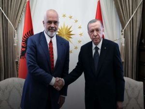 Cumhurbaşkanı Erdoğan Arnavutluk Başbakanı Edi Rama ile görüştü