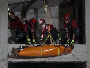 AFAD'dan 17 Ağustos depreminin yıl dönümünde tatbikat