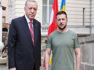 Cumhurbaşkanı Erdoğan, Ukrayna Devlet Başkanı Zelenskiy ile telefonla görüştü