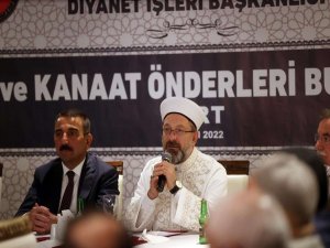 Diyanet İşleri Başkanı Erbaş: Gençlerimize sahip çıkmazsak değerlerimiz yok olur