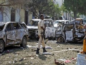 Somali'de bombalı saldırı: 10 ölü