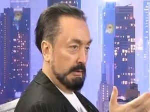 Adnan Oktar'a 891 yıl hapis cezası