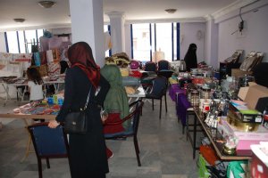 Fakir öğrenciler yararına kermes