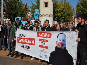 Komünist Çin hükümeti Batman'da protesto edildi