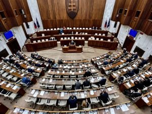 Slovakya'da hükümet düştü