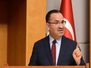 Bozdağ: Hiç kimse yargı görevini yapan hakim ve savcılarımızı tehdit edemez