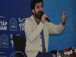 Yazar Serdar Tuncer: Asıl ihya edilmesi gereken gönüller ve zihinlerdir