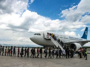 137 Afgan göçmen, uçakla ülkelerine gönderildi